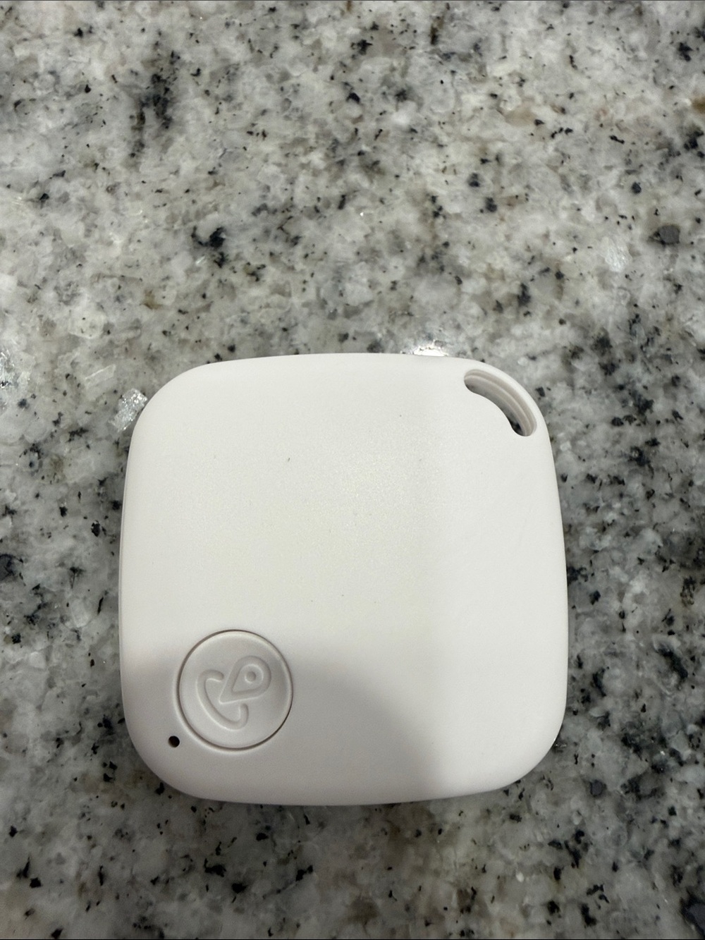 Compact White Air Tag - Picture 2 of 5